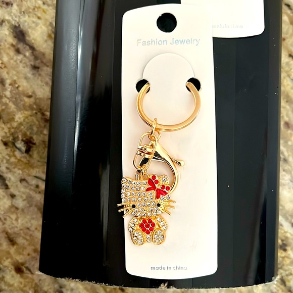 NIP- 3” Iconic Sparkling Hello Kitty Keychain with Lobster Clasp - Picture 6 of 10